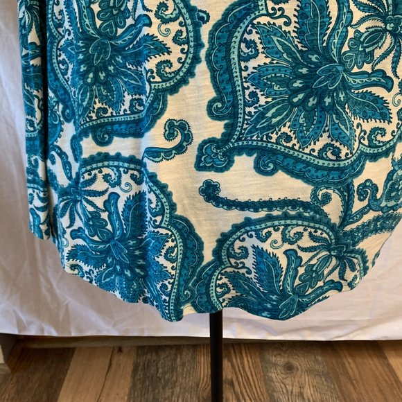 St John's Bay 2X Teal & White Floral Tunic with Teal Back - Picture 3 of 9